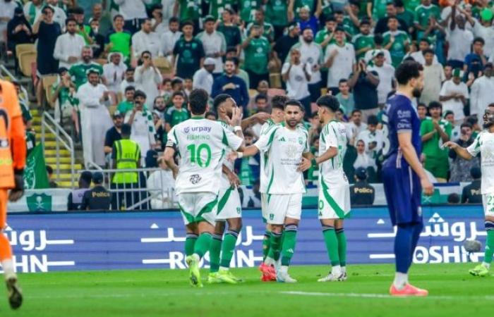 الأهلي يهزم الرائد ويعود إلى سكة الانتصارات في دوري روشن