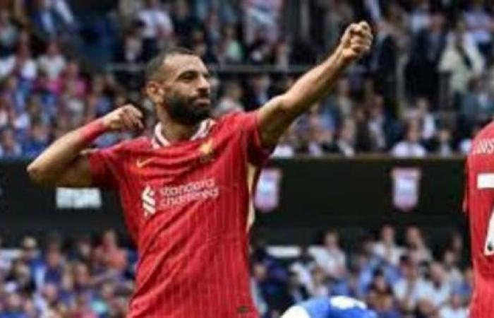 ومين غيره.. محمد صلاح يفوز بجائزة لاعب شهر أكتوبر في فريق ليفربول