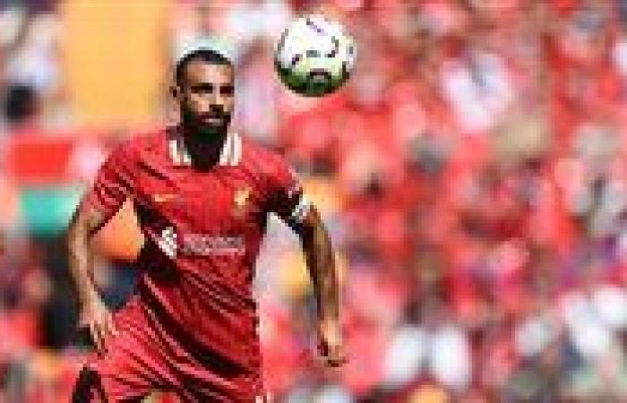 الهلال السعودي يخطط لخطف محمد صلاح مجانا في الصيف المقبل