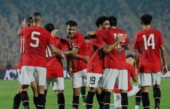 عاجل.. وسط دعوات الجماهير.. منتخب مصر يغادر اليوم إلى كاب فيردى