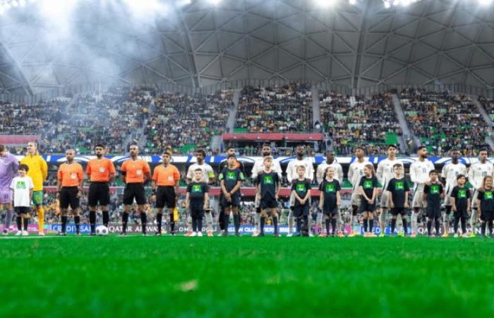 "ما حدث كارثة تحكيمية".. جماهير المنتخب السعودي تهاجم النقبي