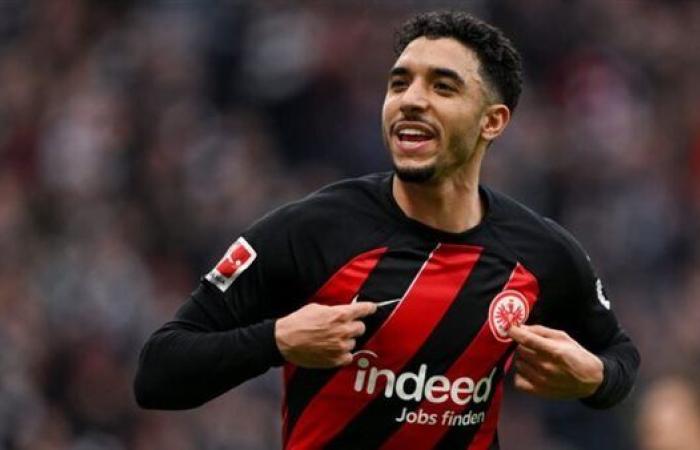 عاجل.. عمر مرموش يتصدر الصحف الأجنبية مع قرب انتهاء عقد محمد صلاح فى ليفربول