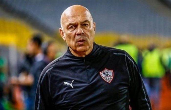 دون عقود.. جروس يتواجد بمران الزمالك استعدادًا لمواجهة سيراميكا