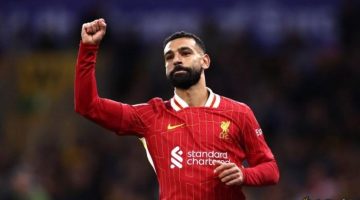 في تقليد سنوي، محمد صلاح يحتفل بعيد الميلاد مع أسرته (صور)