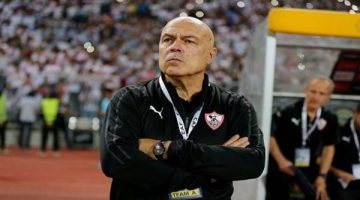 محاضرة فنية من جروس لـ لاعبي الزمالك استعدادا لمواجهة المصري