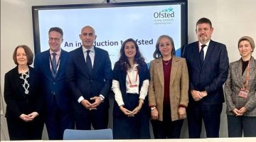 وزير التعليم يستعرض مع مدير أكاديمية “Ofsted” معايير اعتماد ومتابعة المدارس في بريطانيا