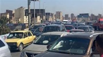 زحام مروري بمحاور القاهرة والجيزة مع بدء ساعات الذروة الصباحية