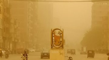 بالصور.. منخفض خماسيني محمل بالرمال والأتربة يضرب محافظة سوهاج