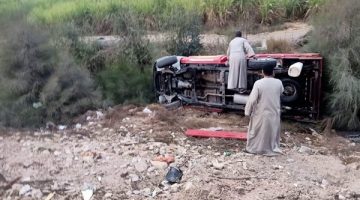 انقلاب تريلا محمّلة بالدقيق على الطريق الإقليمي بالمنوفية