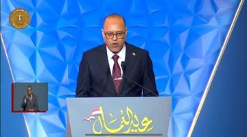 عمال مصر يقفون صفًا واحدًا خلف الرئيس لمواجهة التحديات