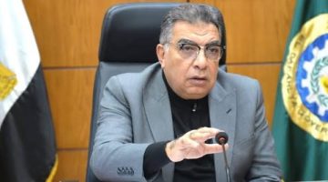 رفع 980 طن مخلفات بلدية ونواتج هدم وتطهير في حملة نظافة مستمرة بحي شرق المنصورة