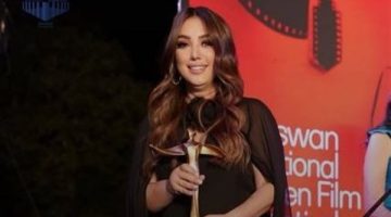 نجوم الفن يهنئون كندة علوش بعد تكريمها في مهرجان أسوان الدولي (صور)