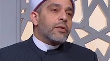 ما حكم قراءة سورة الإخلاص على المتوفى 1000 مرة؟.. أمين الفتوى يوضح