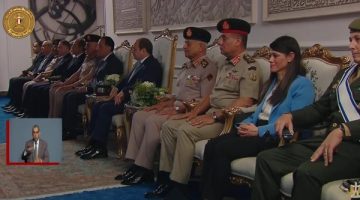 الرئيس السيسي يشاهد فيلمًا تسجيليًا حول الخيل المصري الأصيل