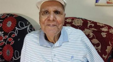 وصول جثمان نعيم عيسى إلى مسجد المنارة بالإسكندرية
