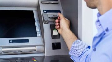 احذر الخصم.. رسوم السحب والاستعلام من ماكينات atm
