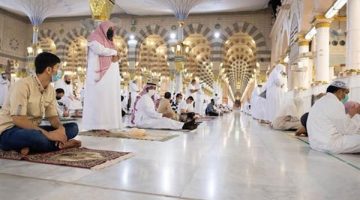 من يصلي 40 صلاة في مسجد النبي فله براءة من النار