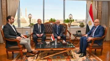وزير الري يبحث مع مدير معهد البحر الأبيض المتوسط للمياه تعزيز التعاون البحثى فى مجال المياه