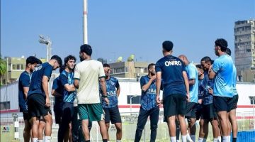 راحة مؤقتة للأساسيين.. الزمالك يبدأ استعداداته لبيراميدز بتدريبات استشفائية