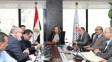 نسعى لإرساء مبادئ الحوكمة وتحقيق التطوير المؤسسي
