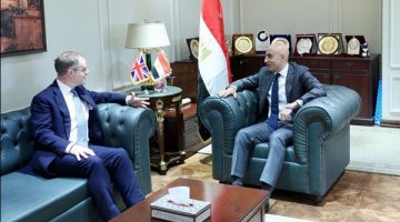 وزير التربية والتعليم يستقبل السفير البريطاني ومدير المجلس الثقافي بالقاهرة