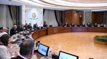 بعد قليل.. رئيس الوزراء يستقبل 150 قيادة شبابية من 80 دولة