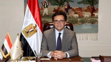 “شقق صغيرة جداً”.. أول تعليق لوزير الثقافة على إغلاق بيوت ثقافية بالمحافظات