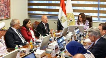 وزيرة التنمية المحلية تبحث جهود إعادة المظهر الجمالي لعدد من الشوارع بمصر الجديدة