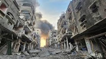 غزة تواجه أعقد مرحلة إنسانية وسط قصف إسرائيلي مكثف