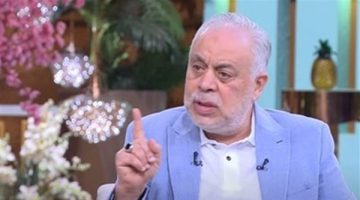 تصاعد أزمة “قلع الحجر”.. أشرف زكي يلوّح بالتصعيد والمنتج “مفلس”