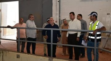 وزير الإسكان يُتابع مشروعات توسعات وصيانة محطات الصرف الصحي بعدد من المدن