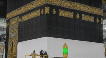 السعودية.. رفع كسوة الكعبة المشرفة استعدادًا لموسم الحج
