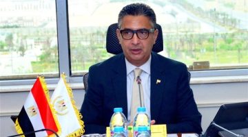 لمتابعة تطوير المجمعات الاستهلاكية.. تفاصيل اجتماع وزير التموين برئيسي “النيل” و”الإسكندرية”