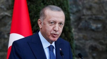 أردوغان طالب زيلينسكي بضرورة إنهاء الحرب مع روسيا