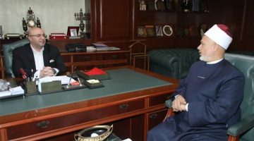محافظ بني سويف يناقش جهود مديرية الأوقاف في مجال الإرشاد الديني والتوعية