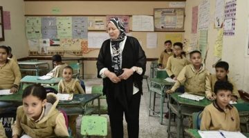 مدير تعليم بني سويف تواصل جولاتها الميدانية للاطمئنان على سير العملية التعليمية
