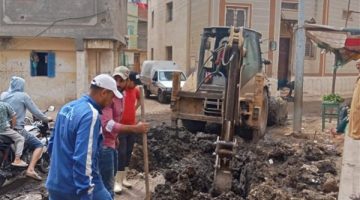 محافظ كفر الشيخ يأمر بإصلاح كسر مفاجئ بخط مياه الشرب بعزبة عمرو بمطوبس