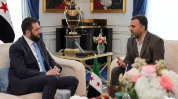 الرئيس السوري يلتقي خلال زيارته فرنسا فاضح انتهاكات الأسد.. من هو؟