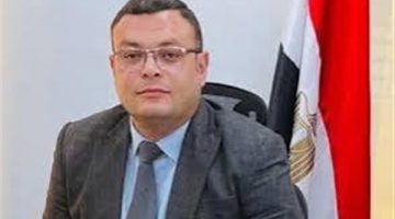 وزير الإسكان يتفقد مشروعات تطوير مارينا والمدينة التراثية بالعلمين الجديدة