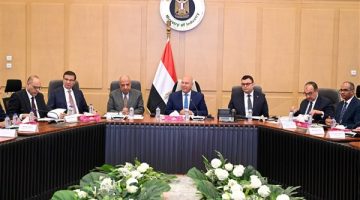 وزير الصناعة يترأس الاجتماع الثاني والعشرين للمجموعة الوزارية للتنمية الصناعية