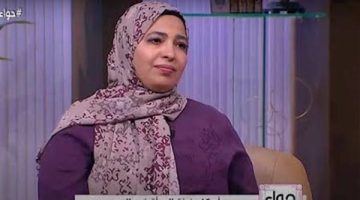 ما حكم ارتداء المرأة ملابس باهظة الثمن لالتقاط بعض الصور بالكعبة؟.. أمينة الفتوى تجيب
