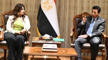 وزير الشباب يبحث الاستدامة الخضراء مع ممثلي مكتب الميثاق العالمي للأمم المتحدة