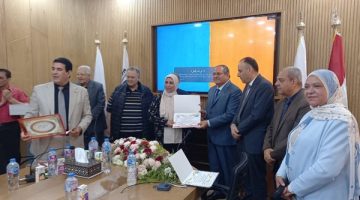 رئيس البحوث الزراعية يكرم الفائزين بجوائز التميز بـ”وقاية النباتات”