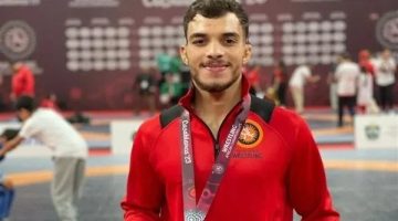 رئيس جامعة السادات تهنئ بطل المصارعة الحرة الفائز ببرونزية أفريقيا والمقامة بالمغرب