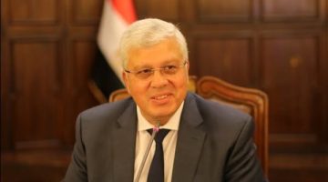 وزير التعليم العالي يُهنئ منتسبي المجتمع الأكاديمي بعيد العمال تقديرًا لدورهم