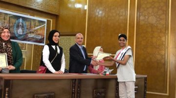 محافظ أسيوط يؤكد تقديمه لكافة سبل الدعم لتنظيم فعاليات رفع وعي الشباب