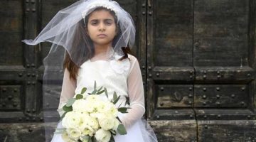 الزواج في سن صغيرة قد يؤدي إلى تدمير حياة الفتاة
