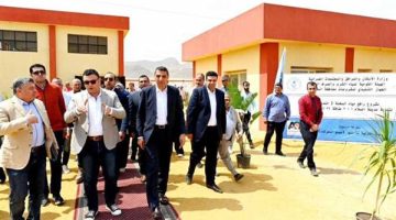 وزير الإسكان ومحافظ السويس يتفقدان مشروع رافع مياه السخنة لتغذية مدينة السلام