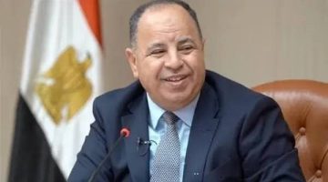 وزير المالية السابق ينفي صلته بصفحة على “فيس بوك” تحمل اسمه وصورته