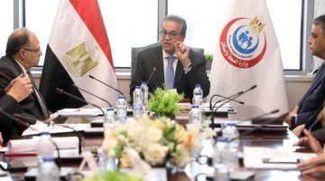 نائب رئيس مجلس الوزراء يعقد اجتماعًا لمناقشة الموارد المالية لصندوق مواجهة الطوارئ الطبية